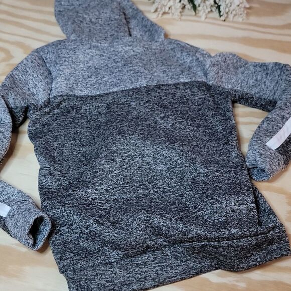 Bobbie Brooks "Love" Hoodie Sweatshirt - Picture 6 of 6